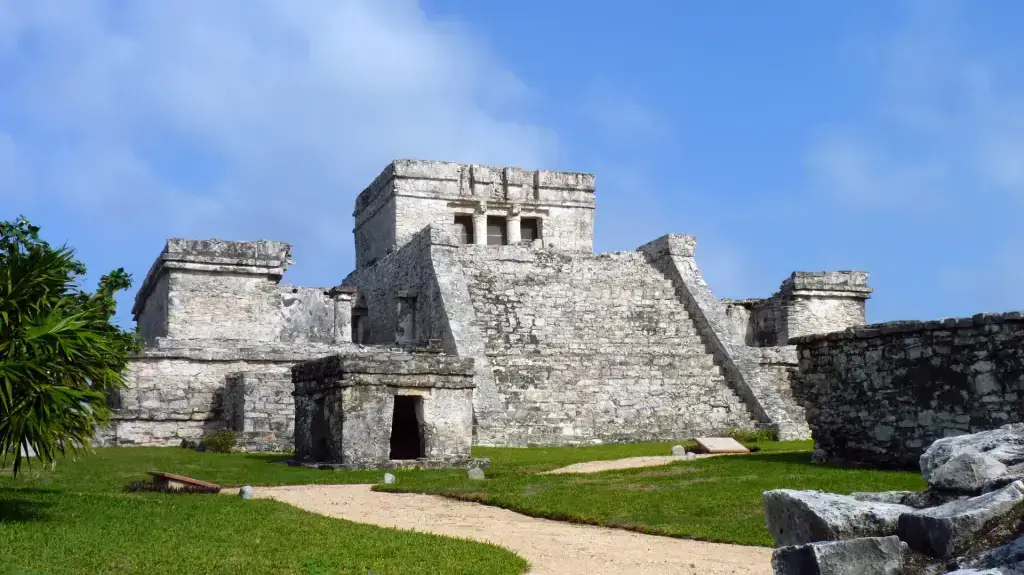 Ruinas de Tulum & Playa Paraíso en Auto